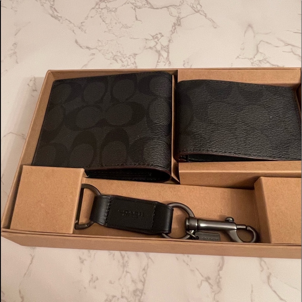 🆕 COACH Men Wallet Boxed 3 in 1 Wallet gift Set In Signature Canvas - Picture 2 of 12